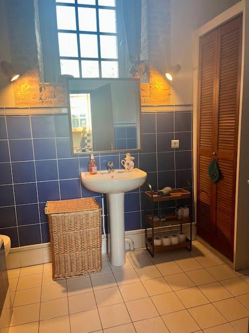 Апартаменты Cozy Flat In Castle Near Fontainebleau - 10 Min Fleury-en-Biere Экстерьер фото